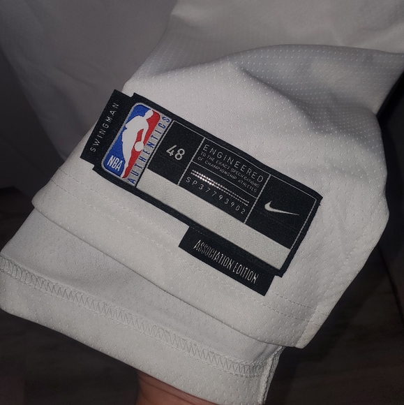 Suns Jersey - Picture 4 of 6